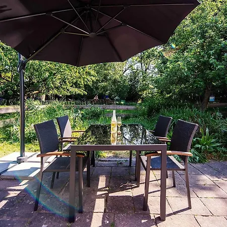 팜스테이 Reetdach Nahe Ostseebad Kuehlungsborn