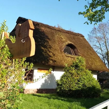 Farm stay Reetdach Nahe Ostseebad Kuehlungsborn Gersdorf (Mecklenburg-Vorpommern)