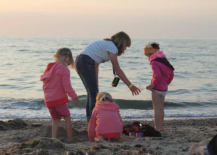 Reetdach Nahe Ostseebad Kuehlungsborn *