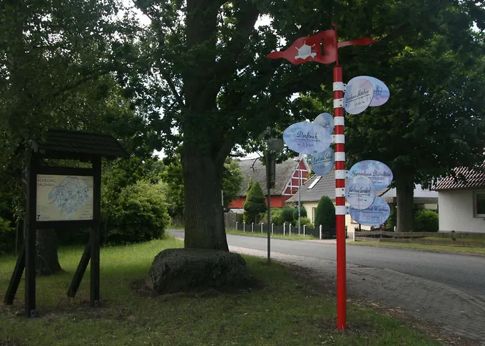 Farm stay Reetdach Nahe Ostseebad Kuehlungsborn *