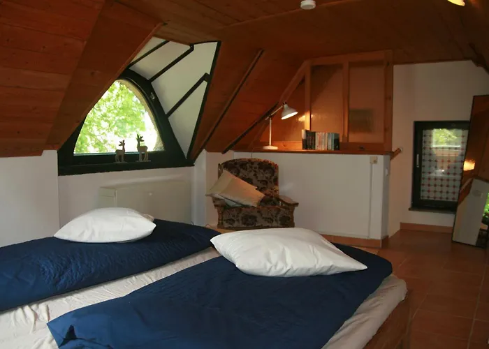 Reetdach Nahe Ostseebad Kuehlungsborn Farm stay